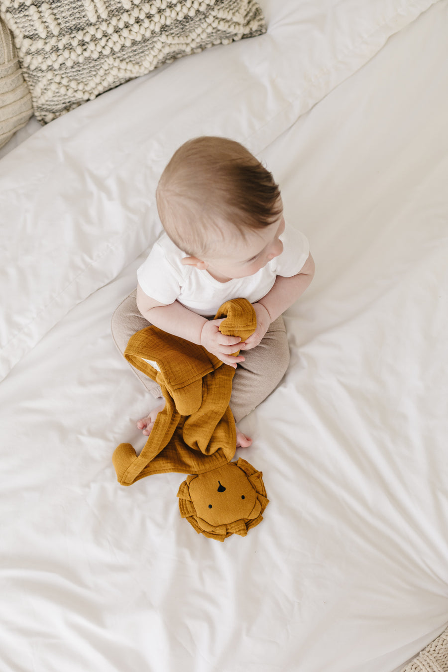 Toffee Lion Lovey Blanket