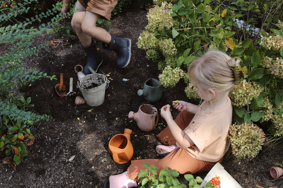 Terracotta Garden Set